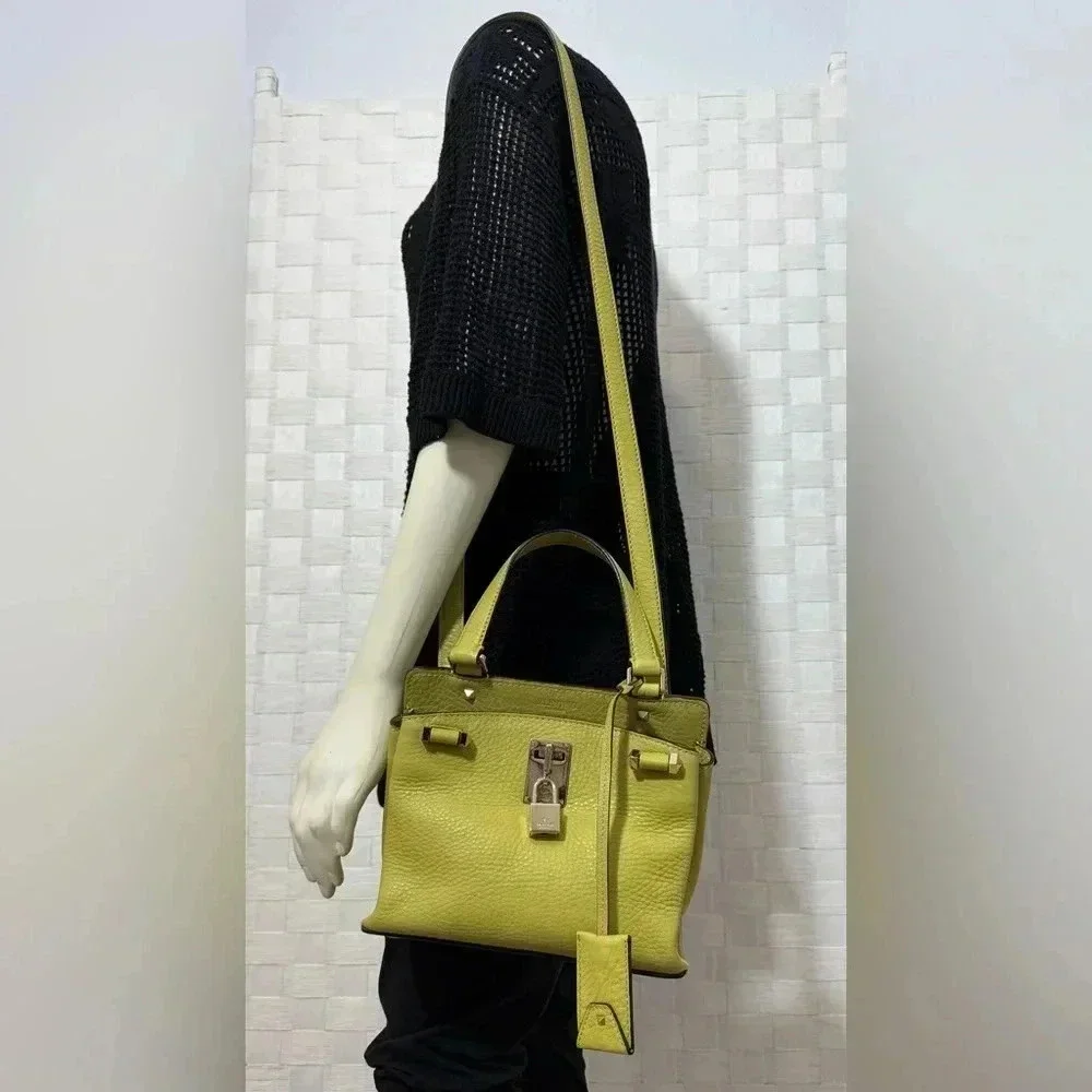 Valentino Garavani Rockstud Chartreuse Pebbled Leather Satchel Bag – EUC